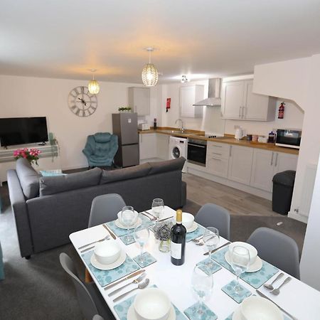Exmouth - Apartment 2, Strand House - Modern 2 Bedroom Apartment, Perfect Location For Access To Beach & Town Centre - Sleeps 4 Guests - Hosted By Rentmyhouse Exterior foto